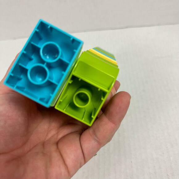 Duplo Lot of 20 Curved Top Slope Bricks Pieces Blocks 2x2 3x2 2x3. - Picture 7 of 7